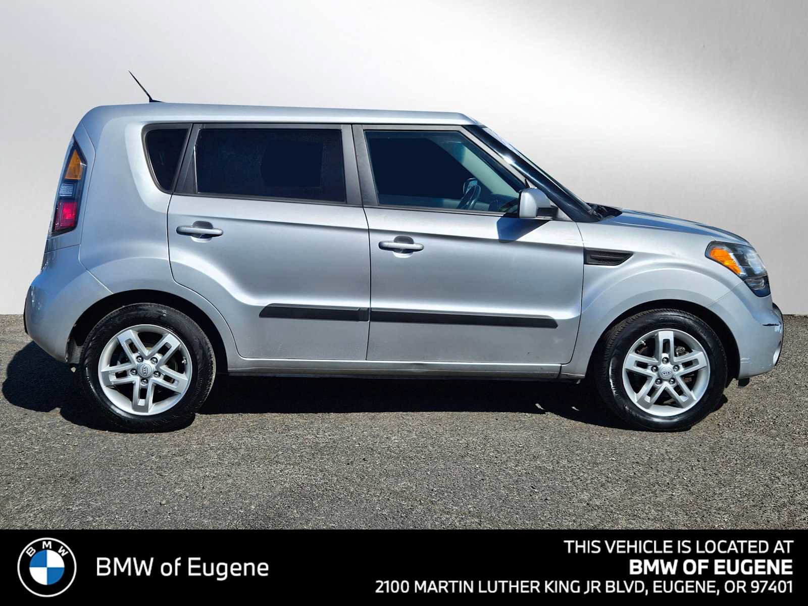 Used 2011 Kia Soul + image 2
