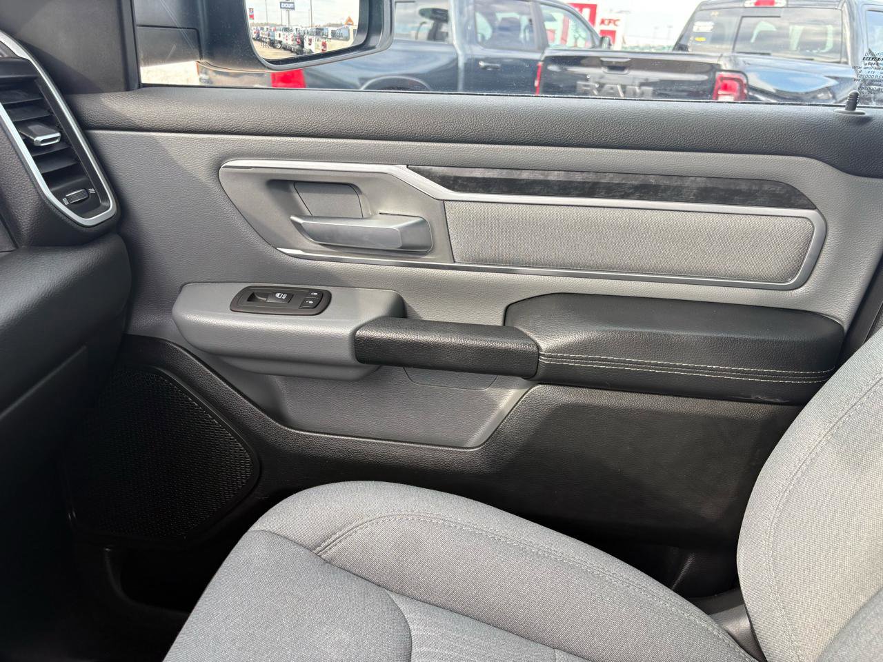 Used 2021 RAM 1500 Big Horn image 23