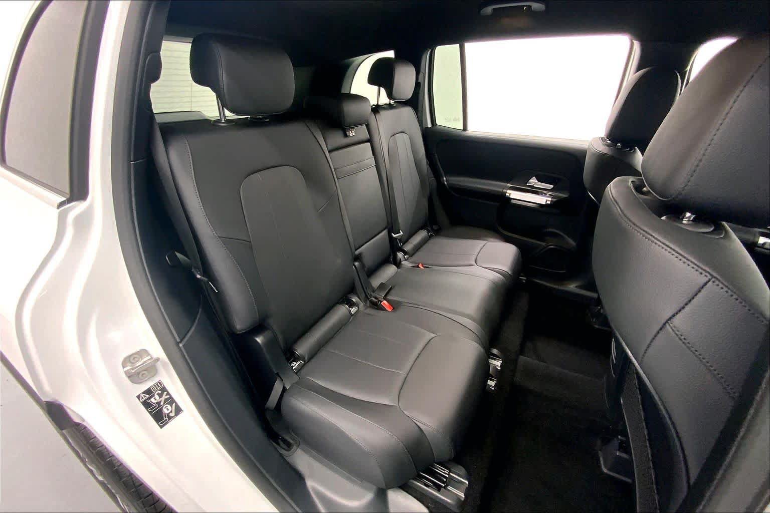 Used 2026 Mercedes-Benz GLB 250 image 13