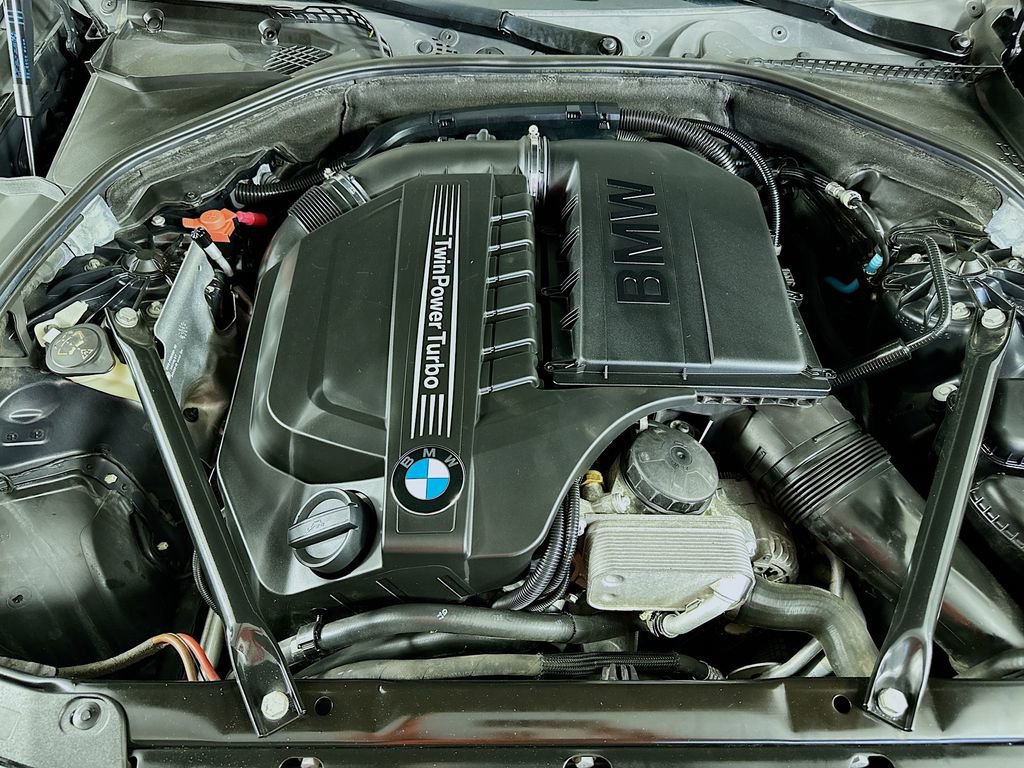 Used 2016 BMW 535i xDrive Sedan AWD/4WD image 41