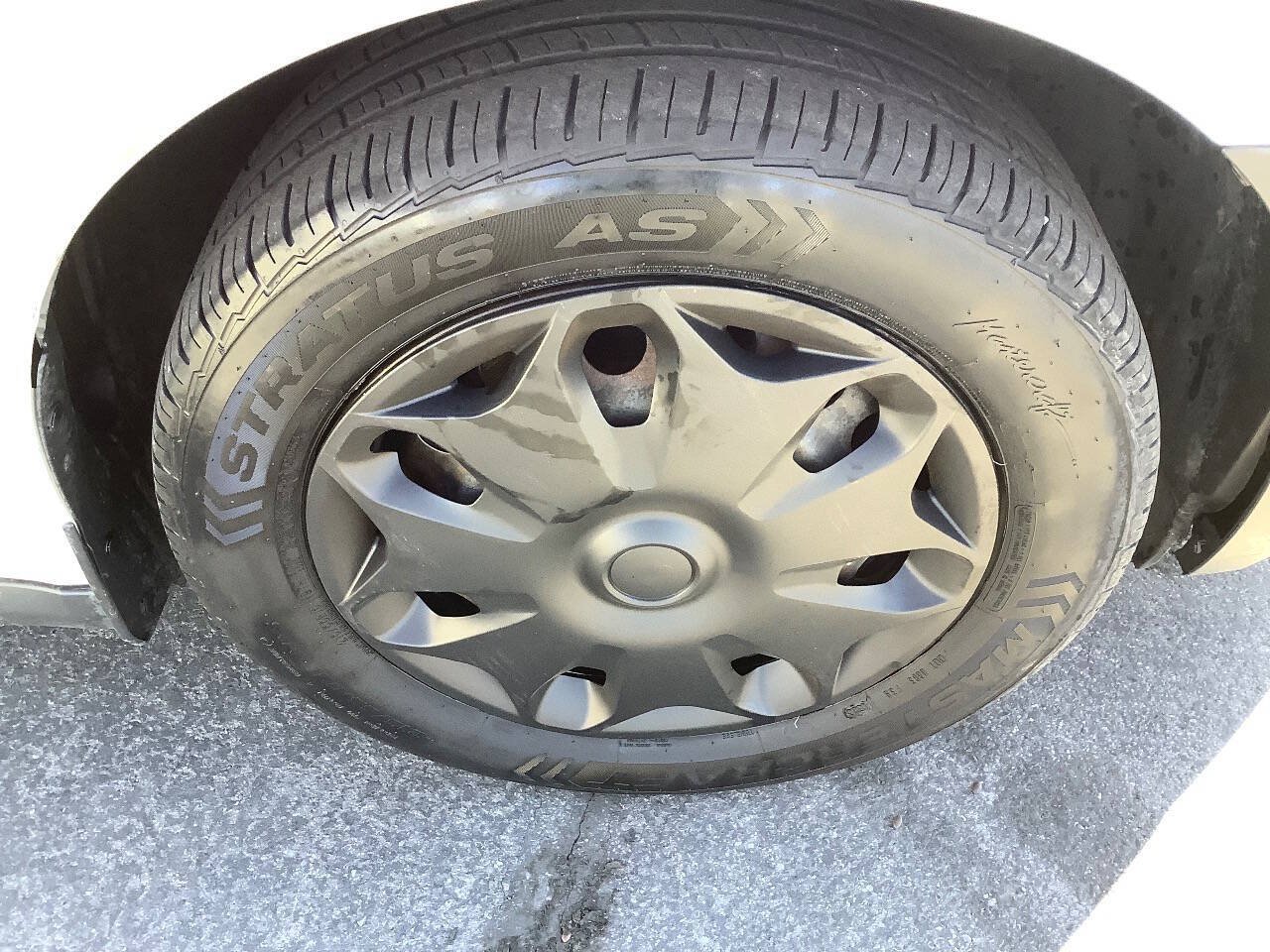 Used 2015 Ford Transit Connect XL FWD image 22