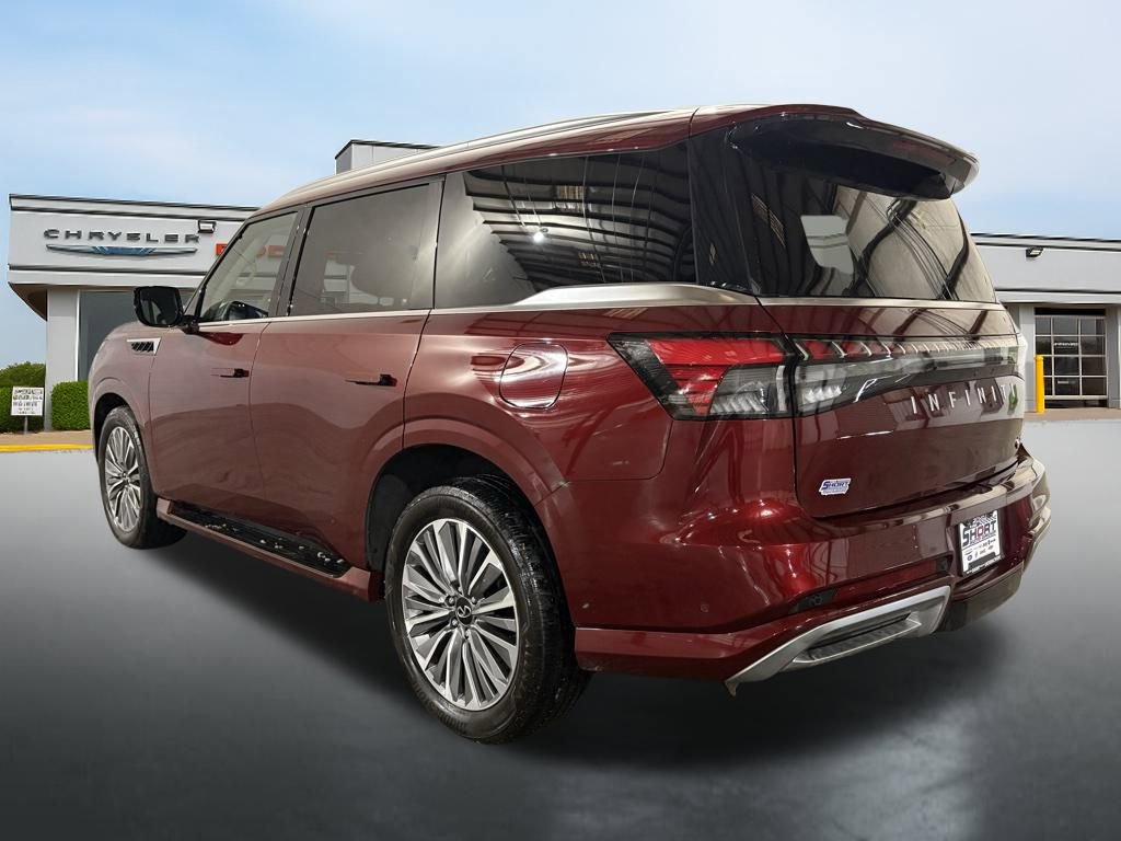 Used 2025 INFINITI QX80 Sensory image 3