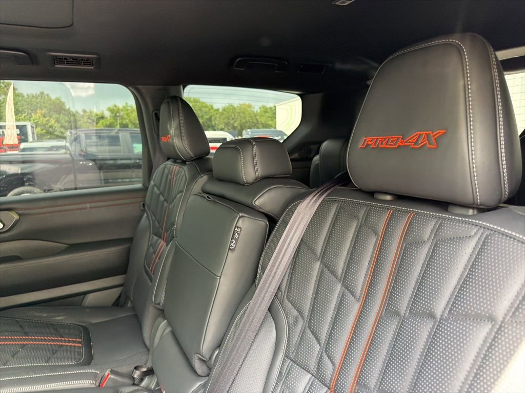 Used 2025 Nissan Armada PRO-4X w/ Pro-4X Premium Package image 11