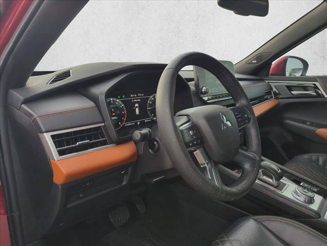 Used 2023 Mitsubishi Outlander SEL FWD image 14