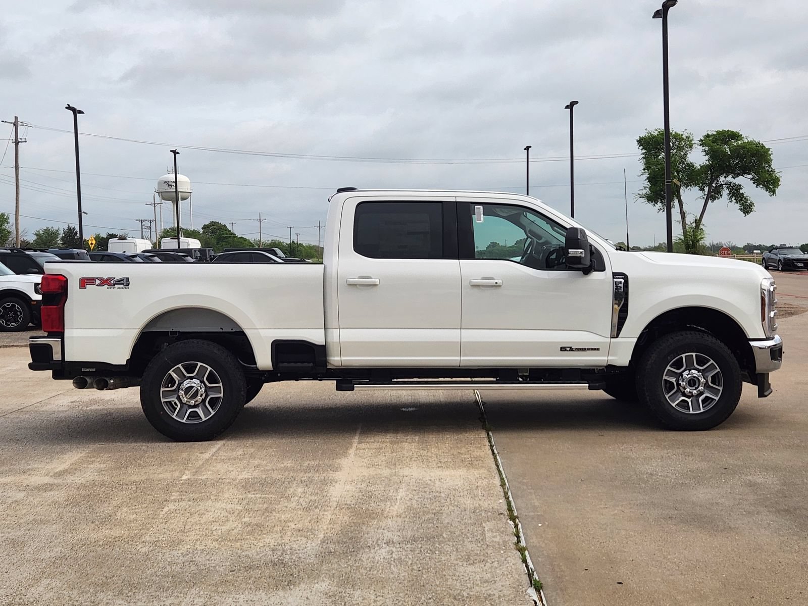 New 2026 Ford F250 Lariat w/ FX4 Off-Road Package AWD/4WD image 7