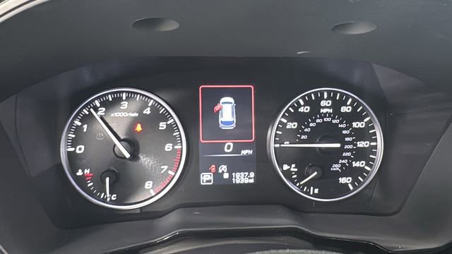 Certified 2025 Subaru Outback Premium image 25