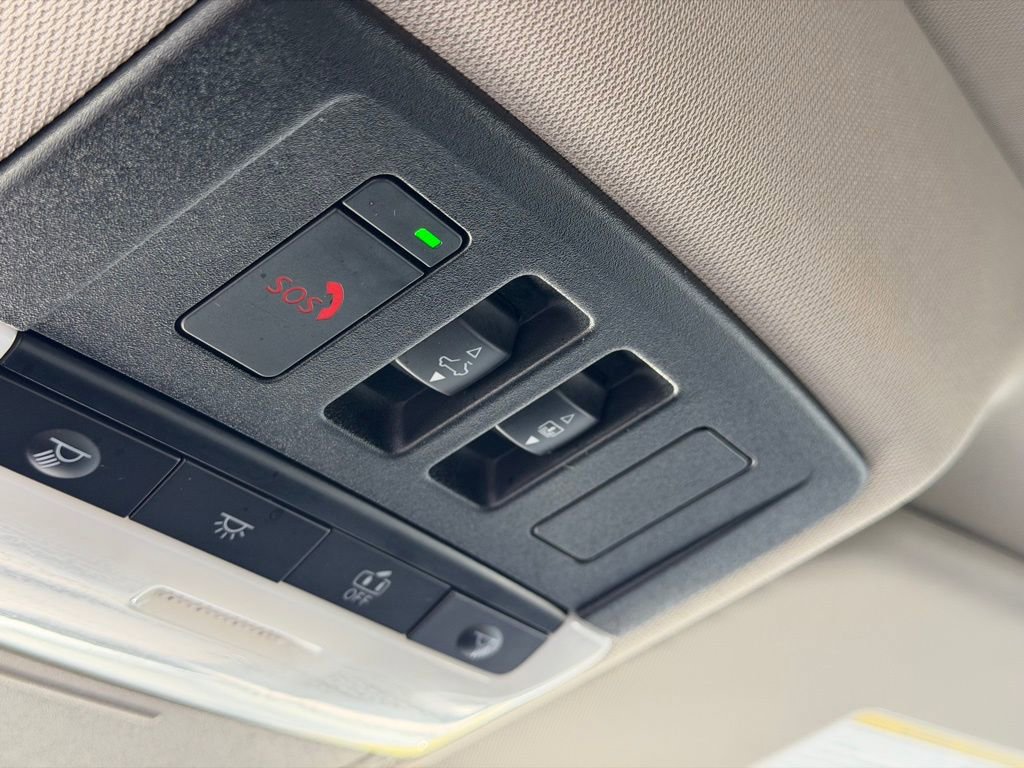 Used 2021 Nissan Rogue SL w/ Premium Package image 42