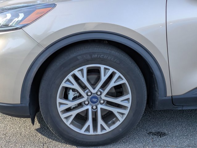 Used 2021 Ford Escape SEL image 14