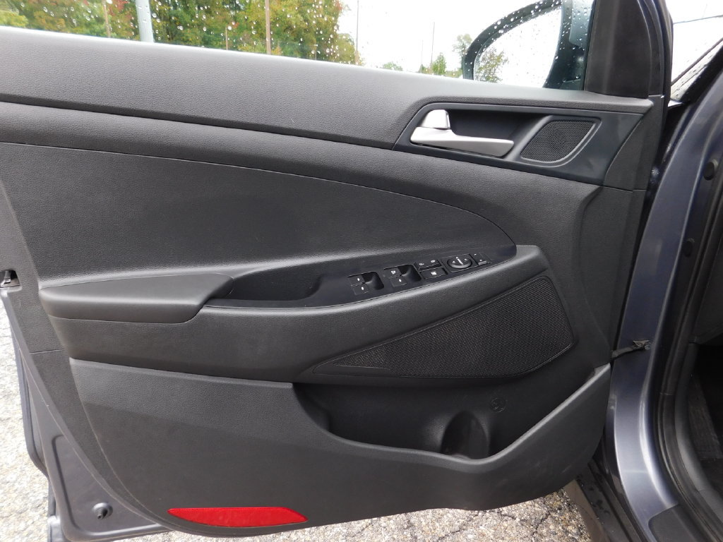 Used 2021 Hyundai Tucson Value FWD image 14