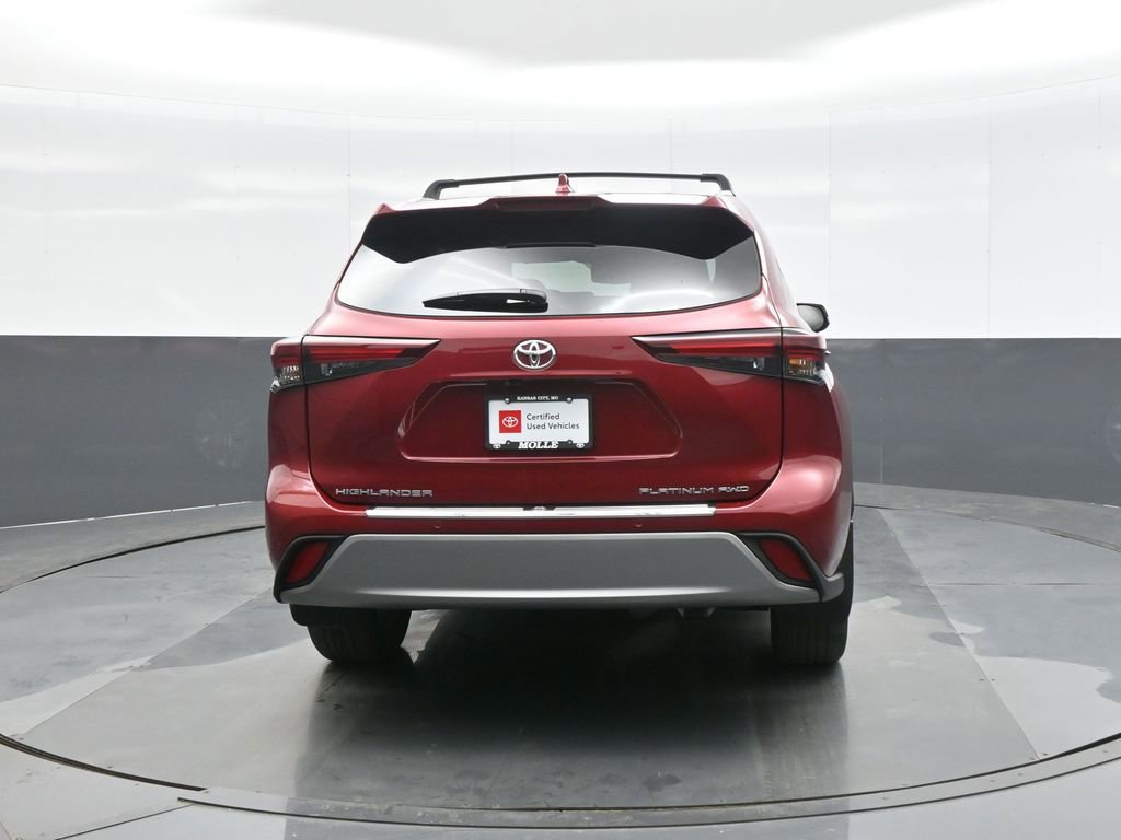 Certified 2025 Toyota Highlander LE image 8