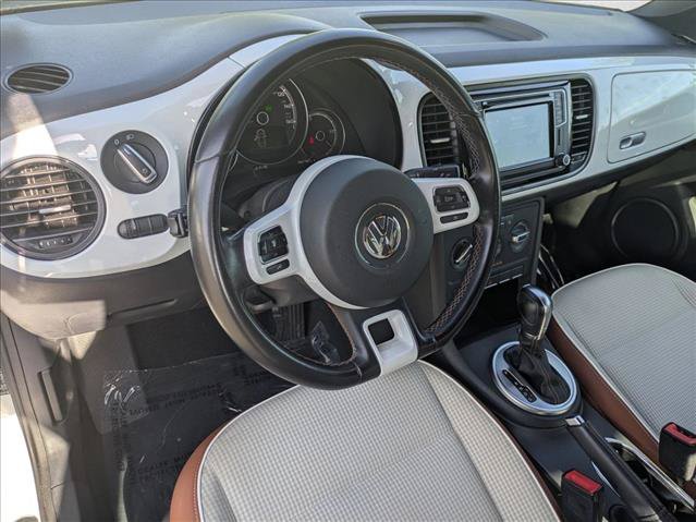 Used 2017 Volkswagen Beetle 1.8T Classic FWD image 10