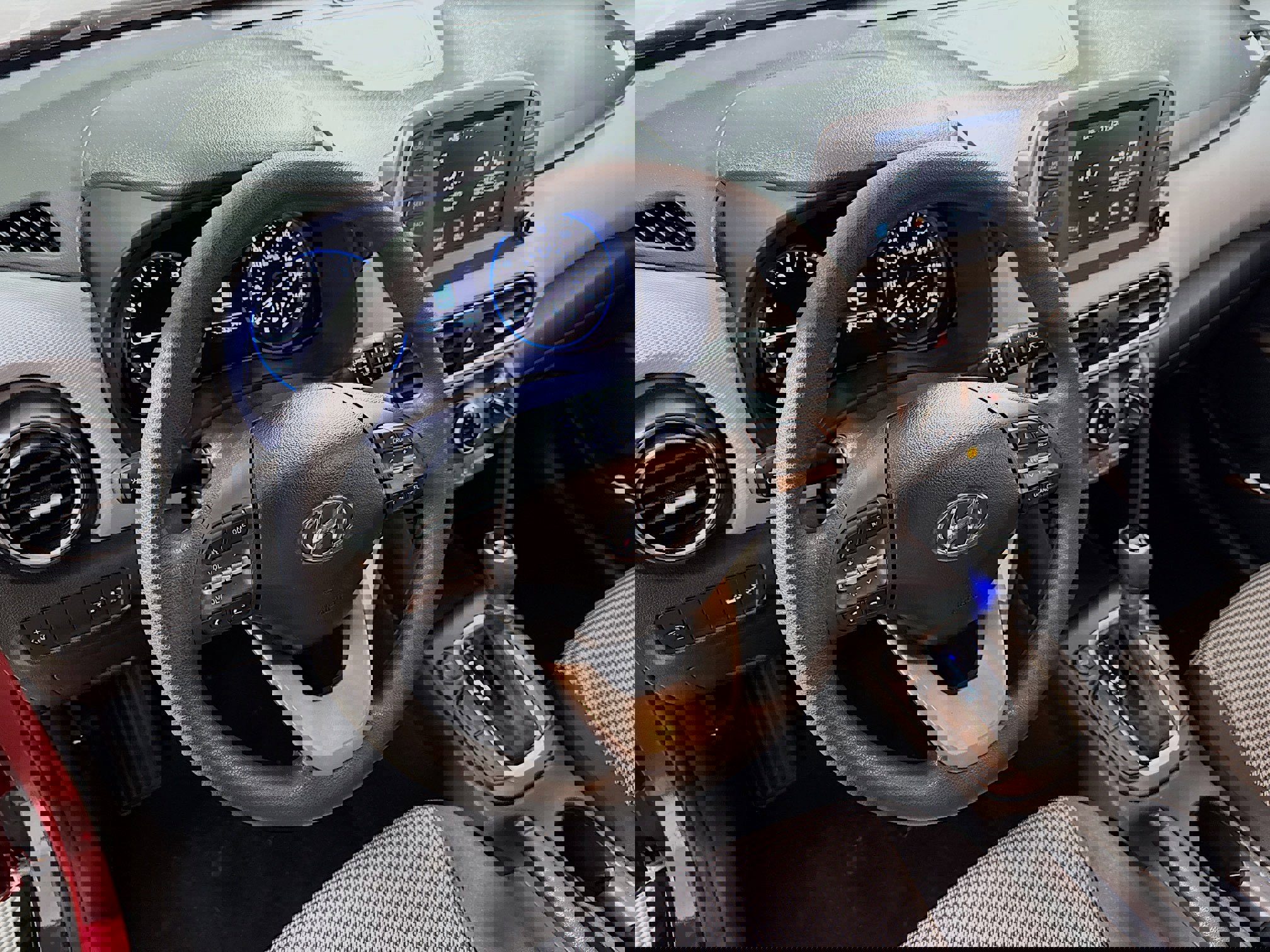 Used 2021 Hyundai Kona SE image 22