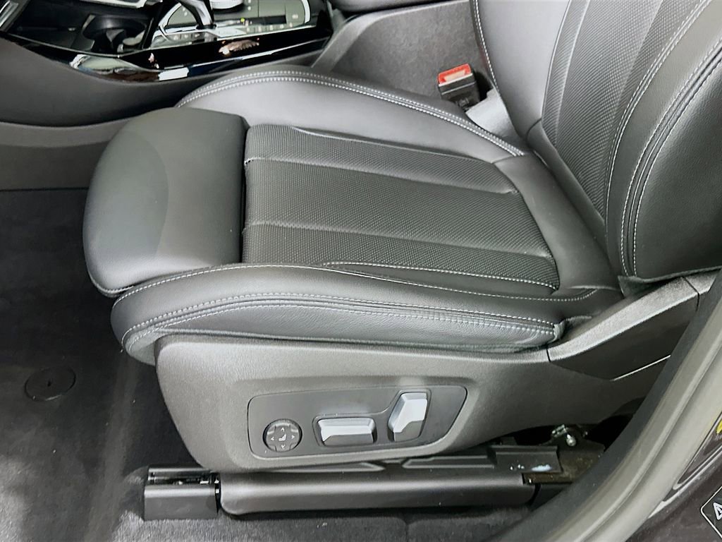 Certified 2023 BMW X3 xDrive30i w/ M Sport Package image 20