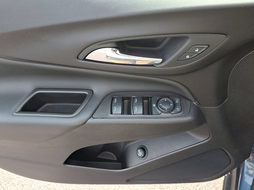Certified 2024 Chevrolet Equinox LT FWD image 13