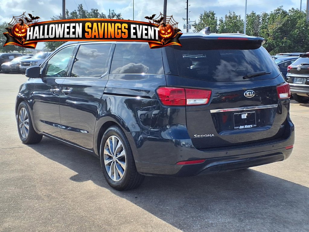 Used 2016 Kia Sedona SX FWD image 2