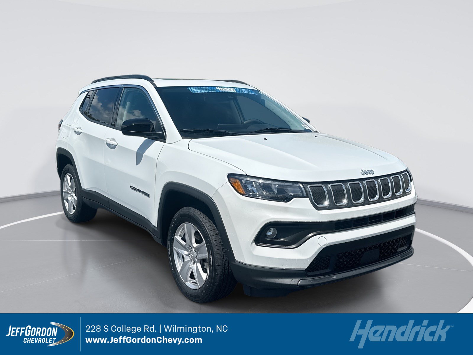 Used 2022 Jeep Compass Latitude w/ Sun and Sound Group