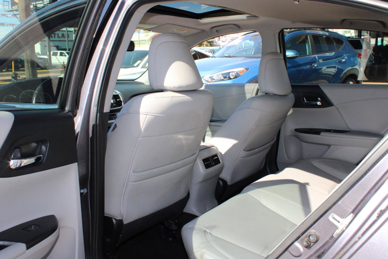 Used 2015 Honda Accord EX-L image 13