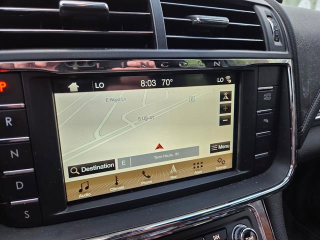 Used 2018 Lincoln Continental Select w/ Continental Climate Package image 11