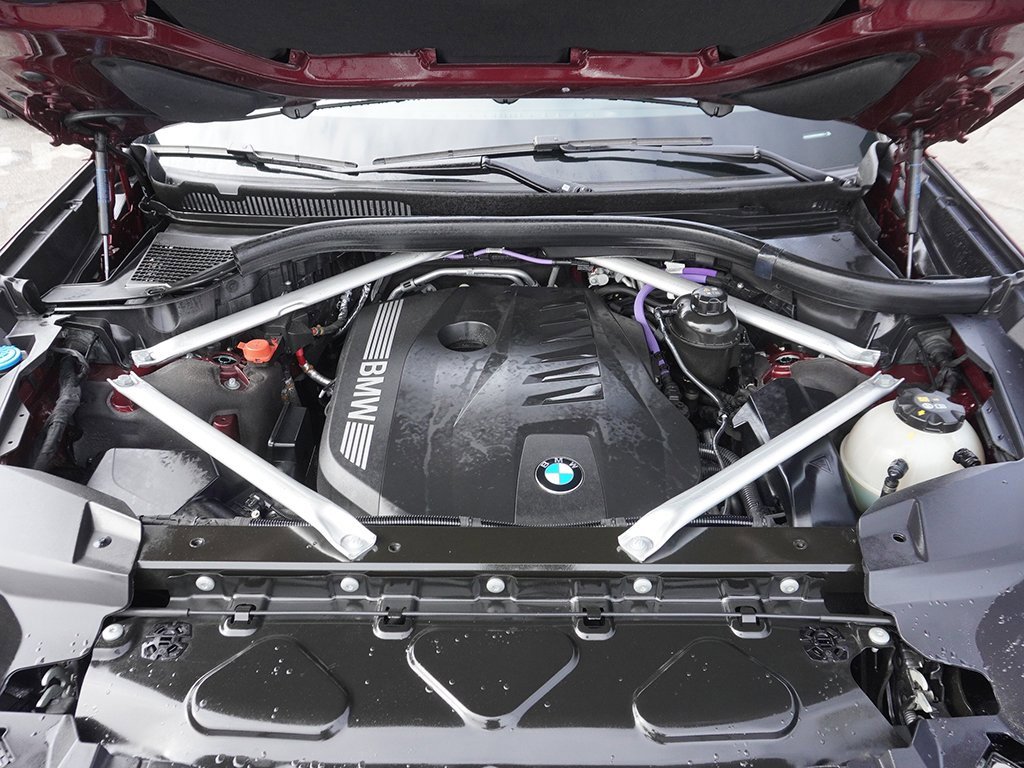 Used 2024 BMW X7 xDrive40i w/ Premium Package image 30