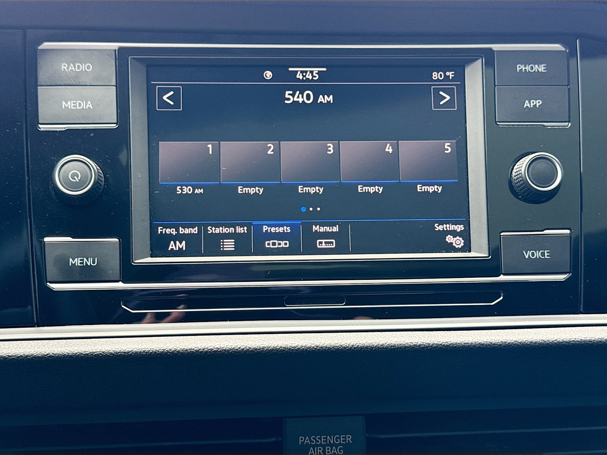 Used 2024 Volkswagen Jetta SE FWD image 30
