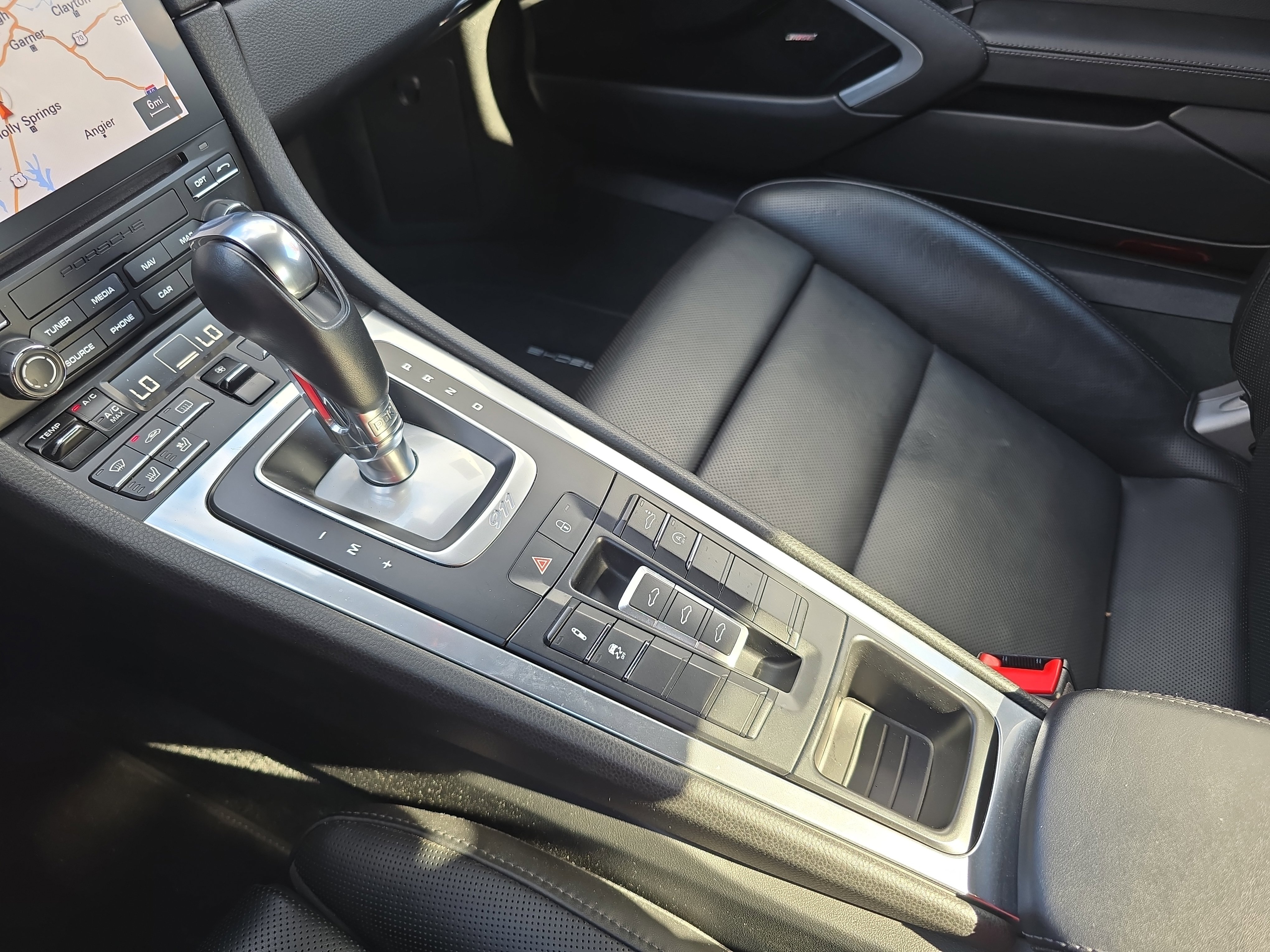 Used 2017 Porsche 911 Carrera image 22