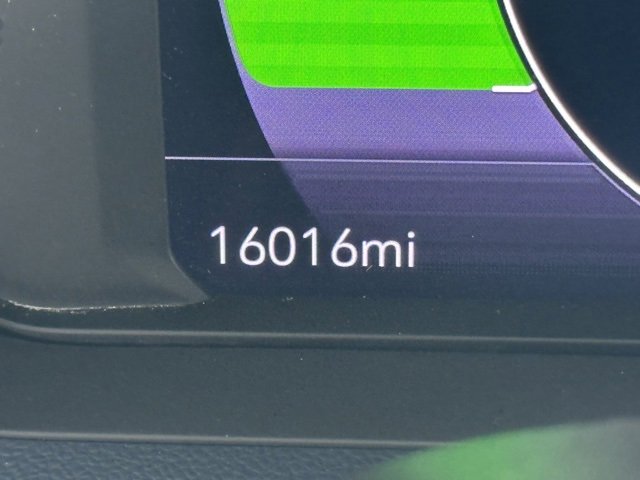 Used 2022 Chevrolet Bolt EUV Premier w/ Super Cruise Package image 33