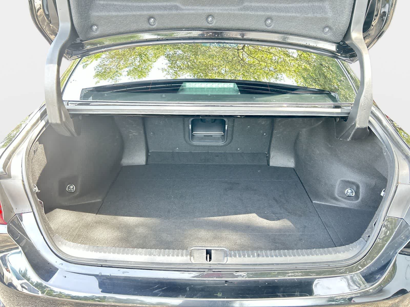 Used 2024 Lexus ES 350 w/ Premium Package FWD image 9