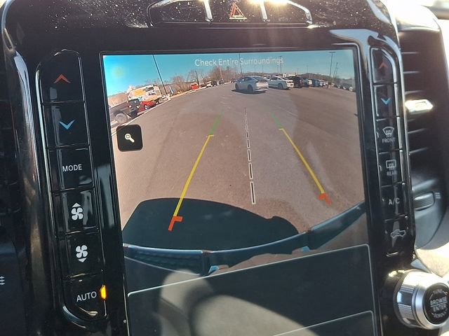 Used 2023 RAM 1500 Laramie AWD/4WD image 4