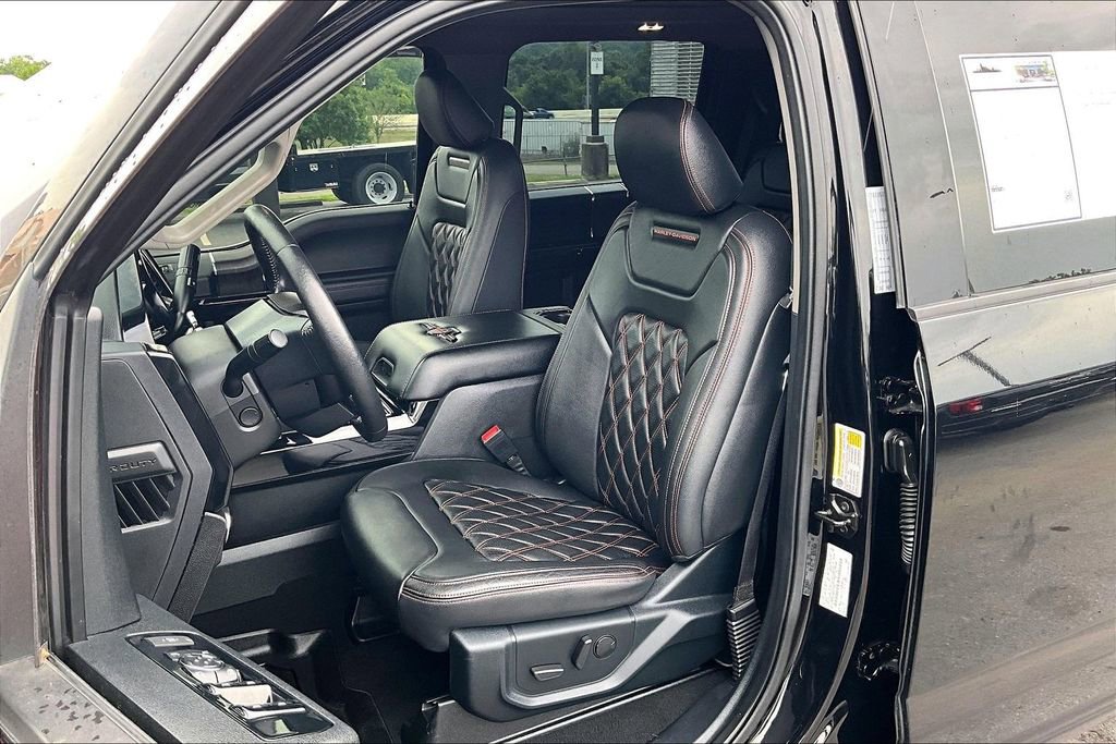 Used 2021 Ford F250 Lariat w/ Lariat Ultimate Package AWD/4WD image 24