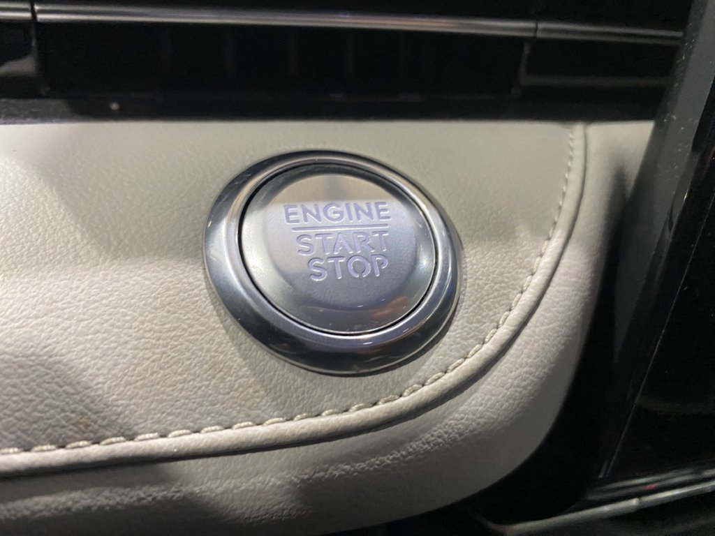 Used 2024 Lincoln Nautilus Premier w/ Equipment Group 102A AWD/4WD image 13
