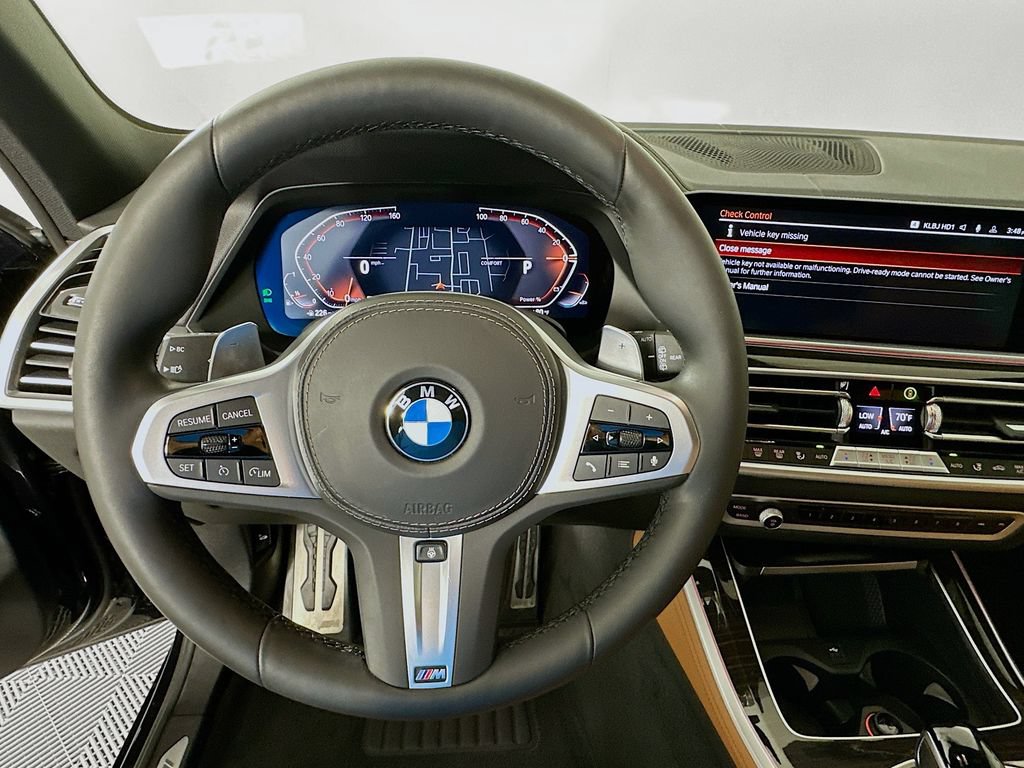 Used 2023 BMW X5 sDrive40i w/ M Sport Package RWD image 11