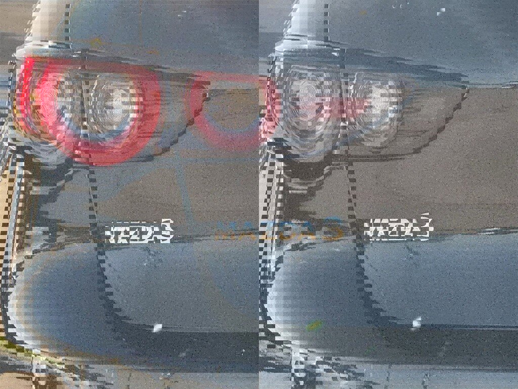 Used 2025 MAZDA MAZDA3 s image 23