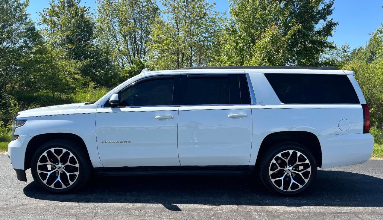 Used 2017 Chevrolet Suburban LT AWD/4WD image 1