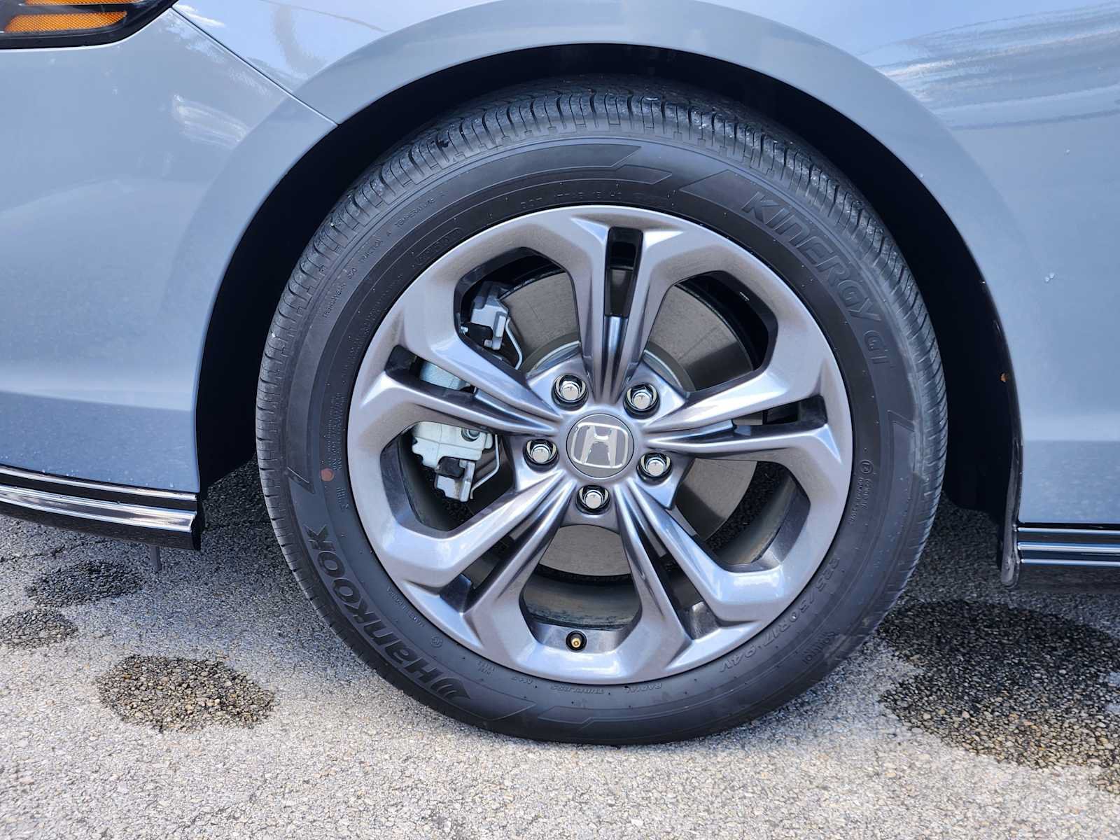 Used 2026 Honda Accord EX-L image 9