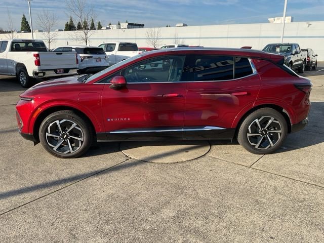 Used 2025 Chevrolet Equinox EV LT w/ Convenience Package image 5