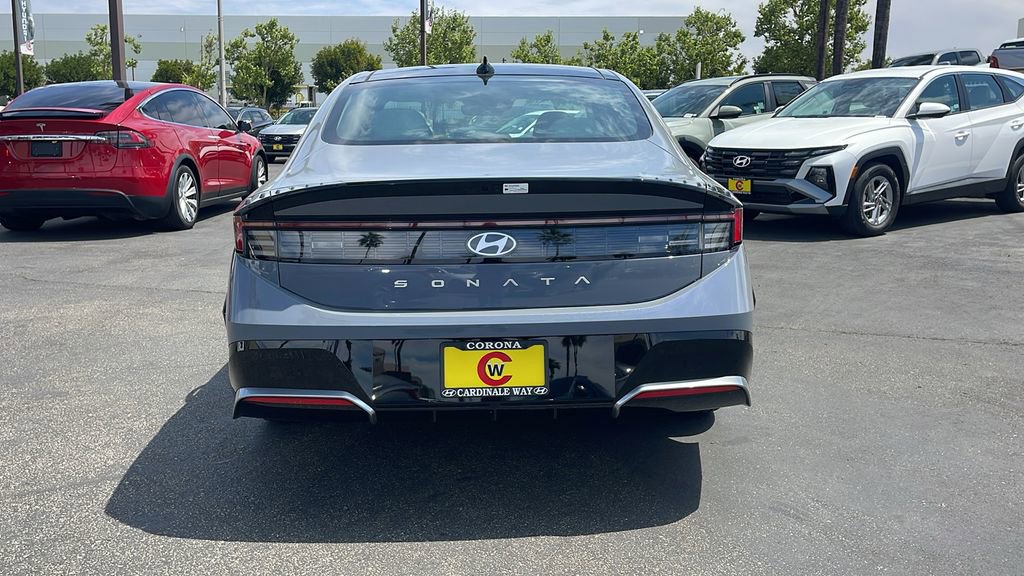 New 2025 Hyundai Sonata SEL image 9