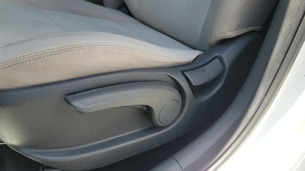 Used 2019 Hyundai Tucson SE FWD image 16