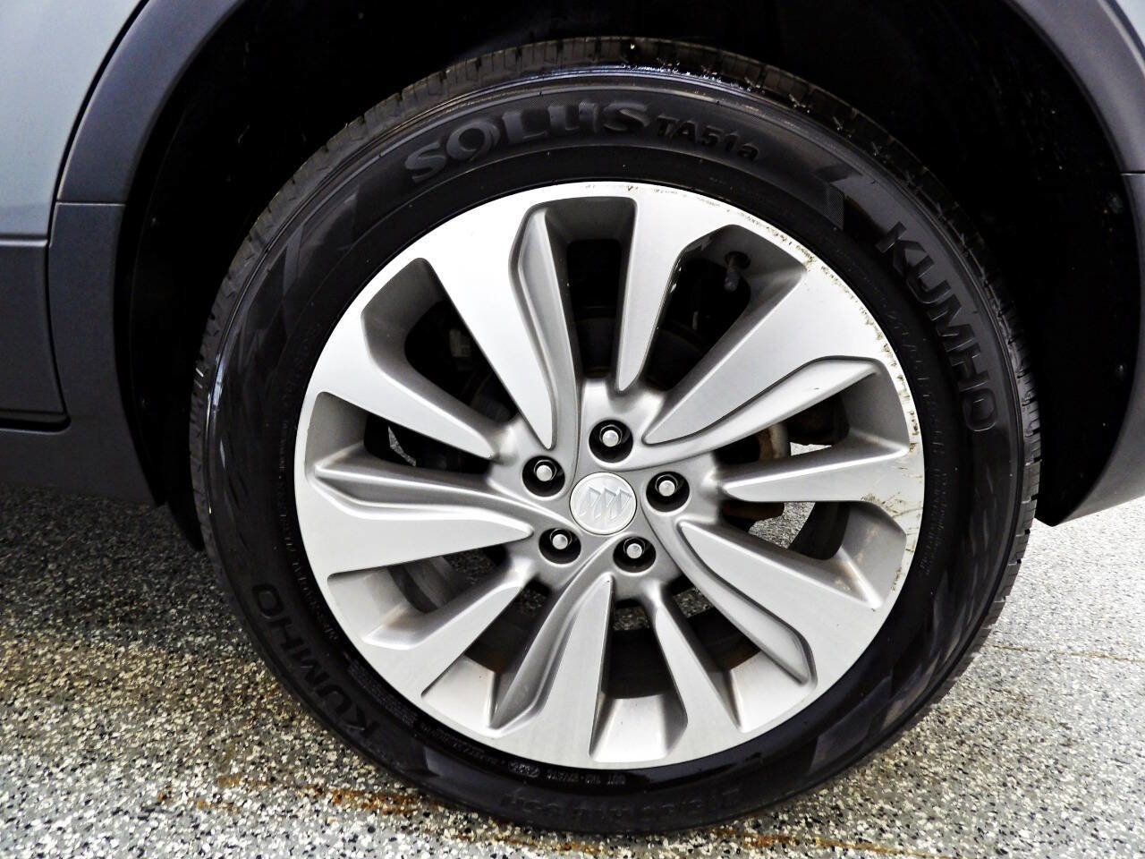 Used 2019 Buick Encore Preferred w/ Safety Package AWD/4WD image 19