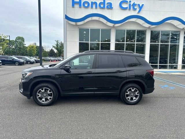 Used 2023 Honda Passport TrailSport image 5