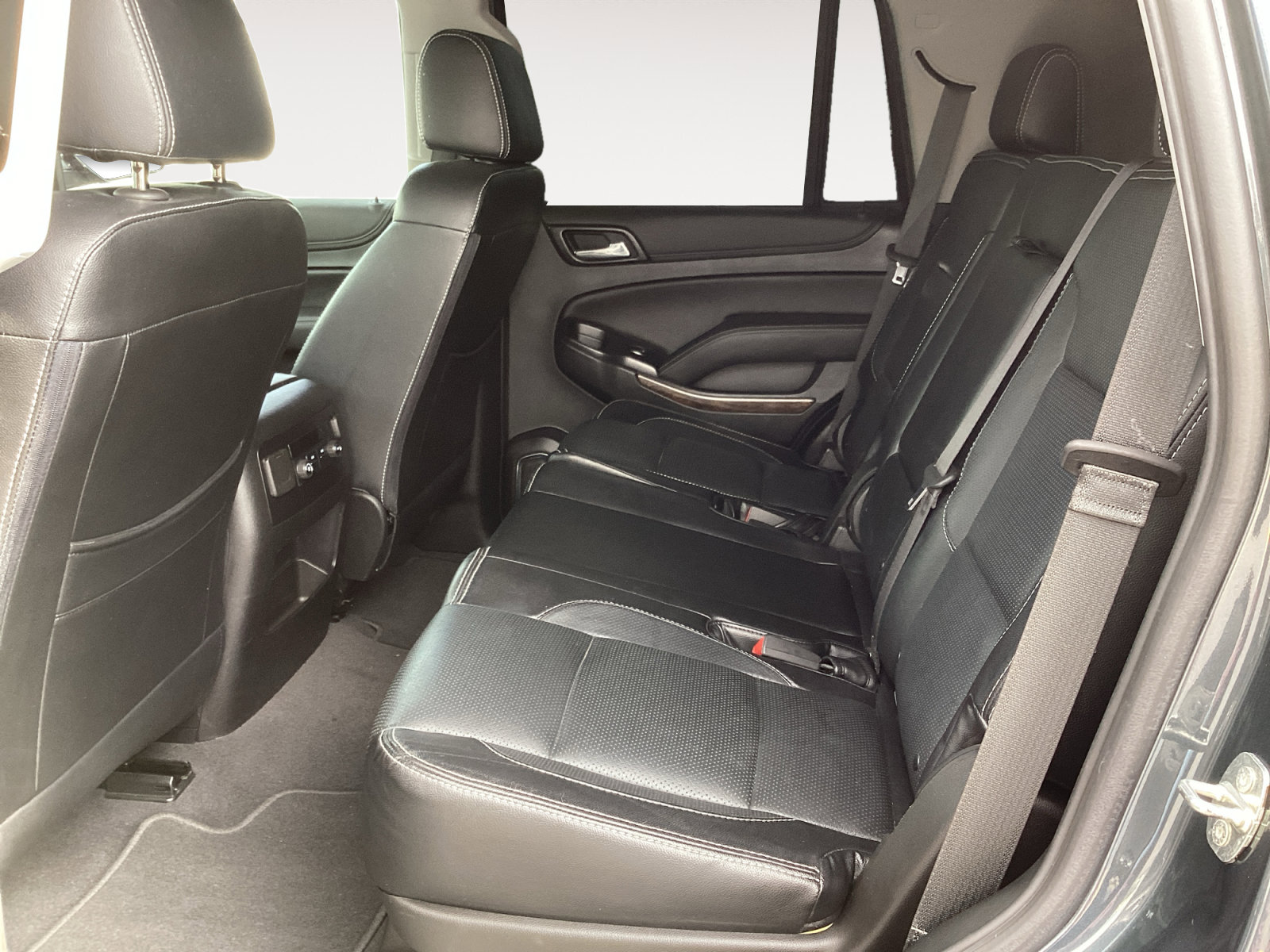 Used 2020 Chevrolet Tahoe LS RWD image 25