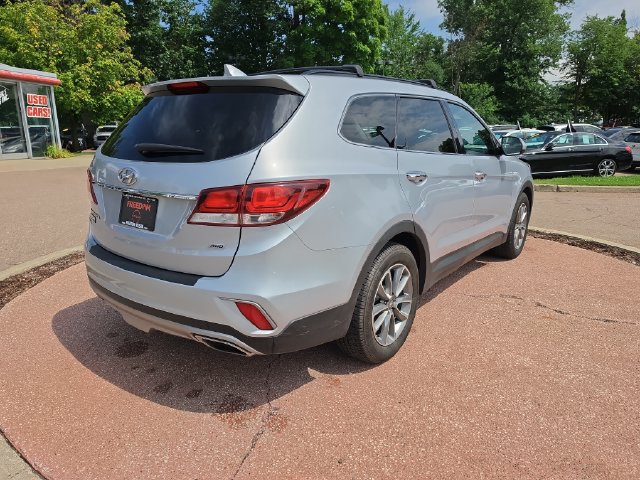 Used 2018 Hyundai Santa Fe SE AWD/4WD image 5