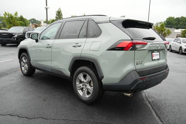 Used 2022 Toyota RAV4 XLE FWD image 5