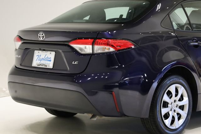 Used 2023 Toyota Corolla LE image 5