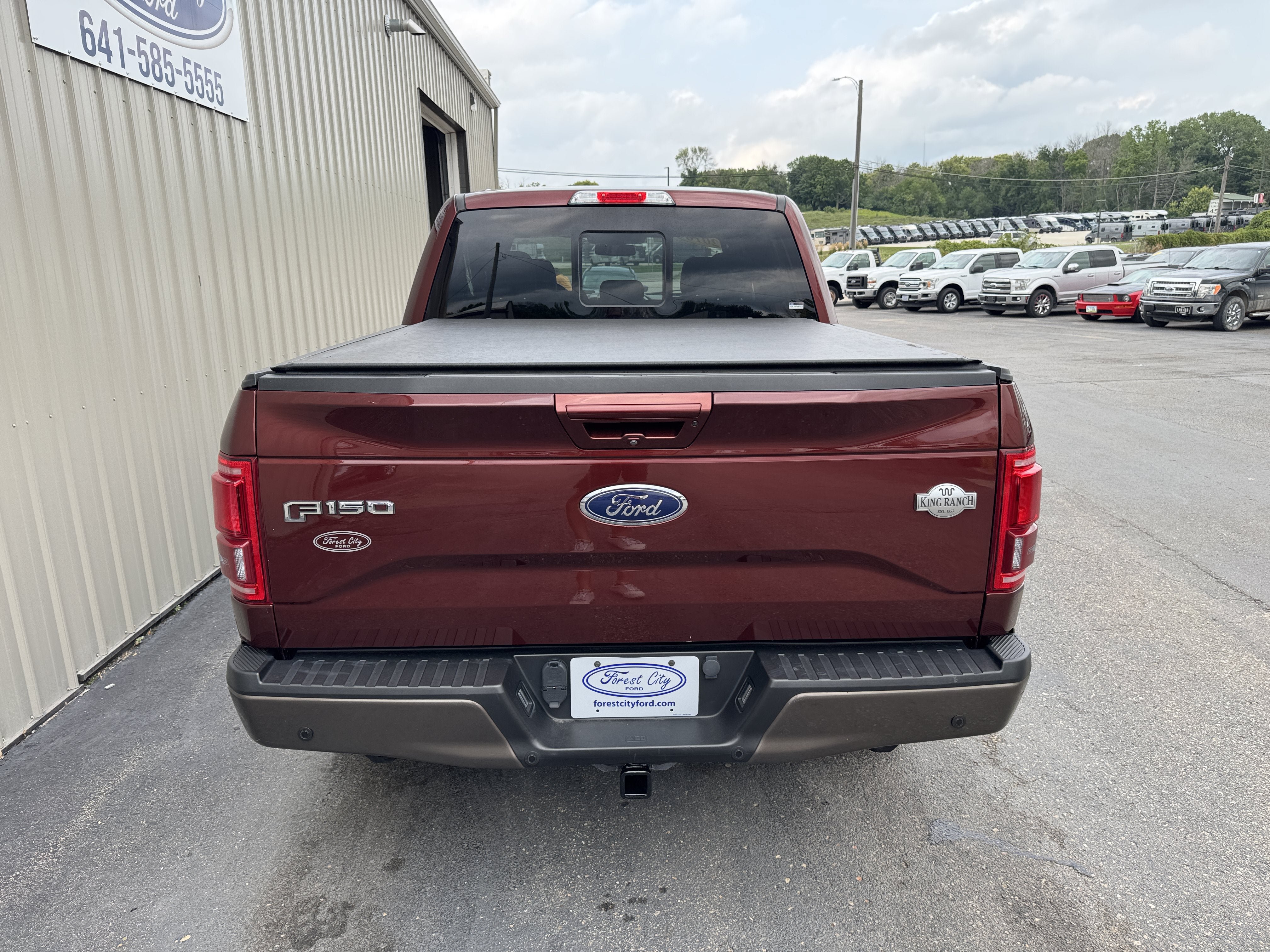 Used 2016 Ford F150 King Ranch w/ Equipment Group 601A Luxury AWD/4WD image 4