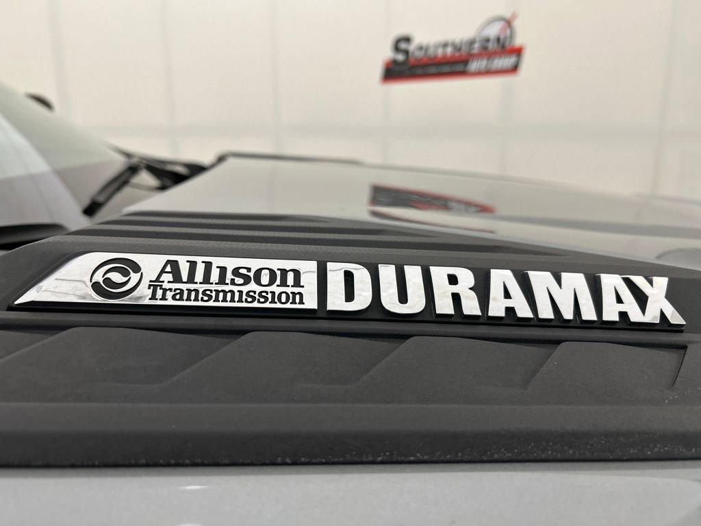 Used 2024 Chevrolet Silverado 3500 LT image 11
