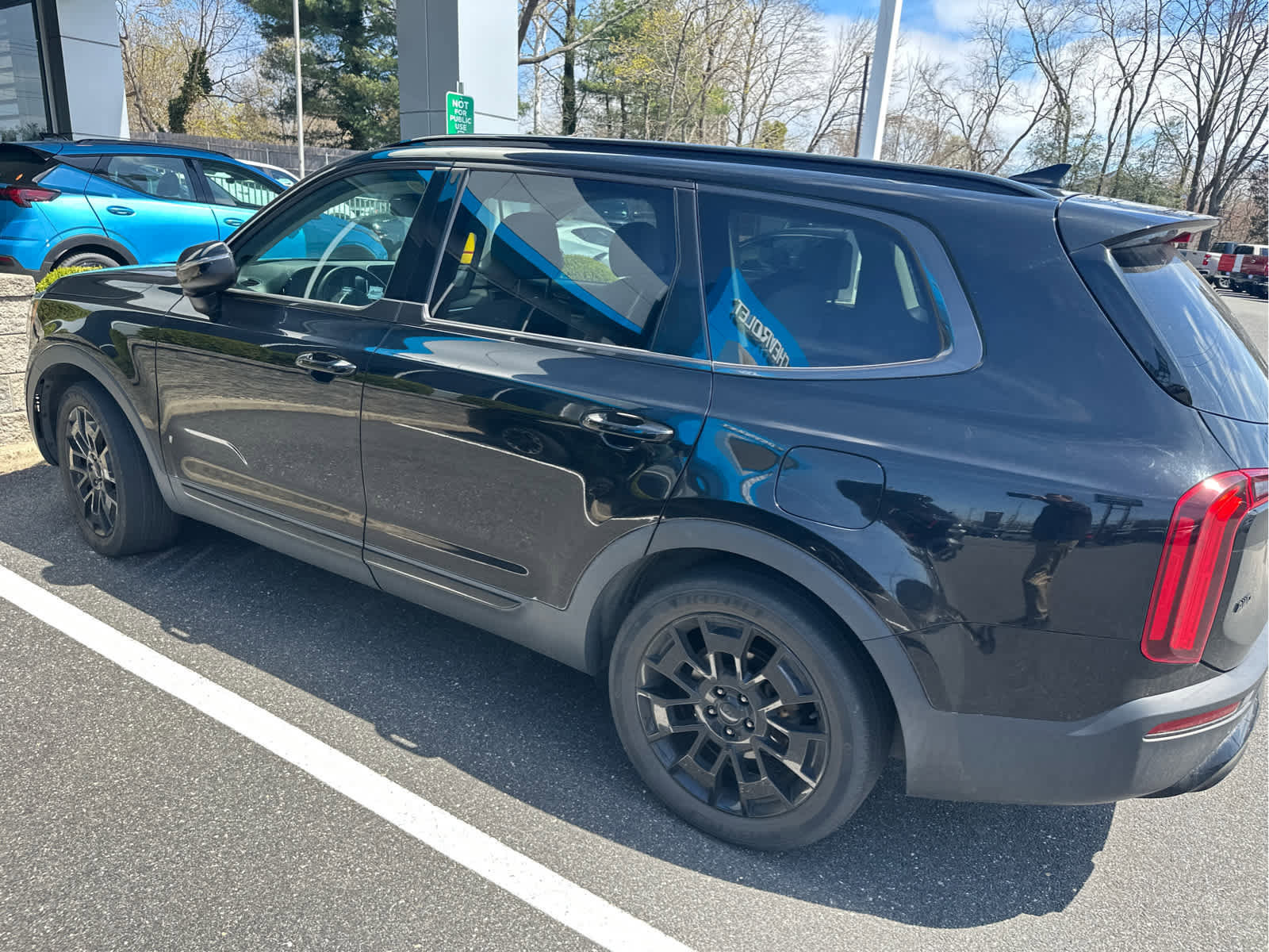 Used 2021 Kia Telluride EX w/ EX Premium Package image 5