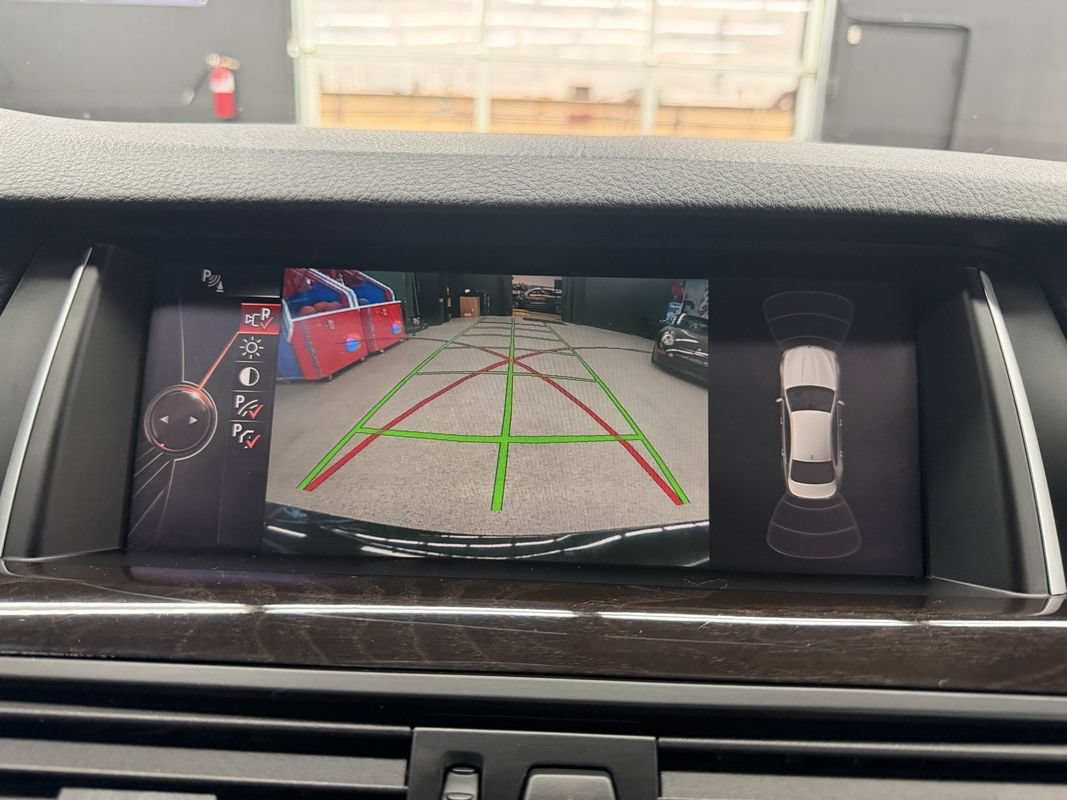 Used 2015 BMW 528i xDrive Sedan AWD/4WD image 28