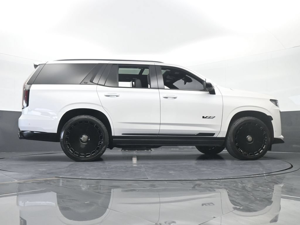 Used 2023 Cadillac Escalade V AWD/4WD image 91