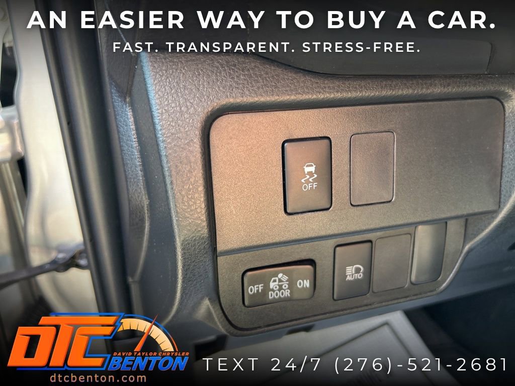 Used 2023 Toyota Tacoma SR AWD/4WD image 17