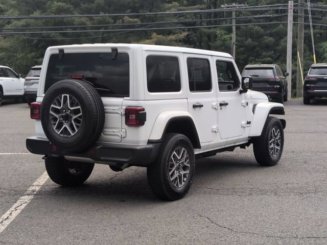 Certified 2025 Jeep Wrangler Unlimited Sahara AWD/4WD image 5
